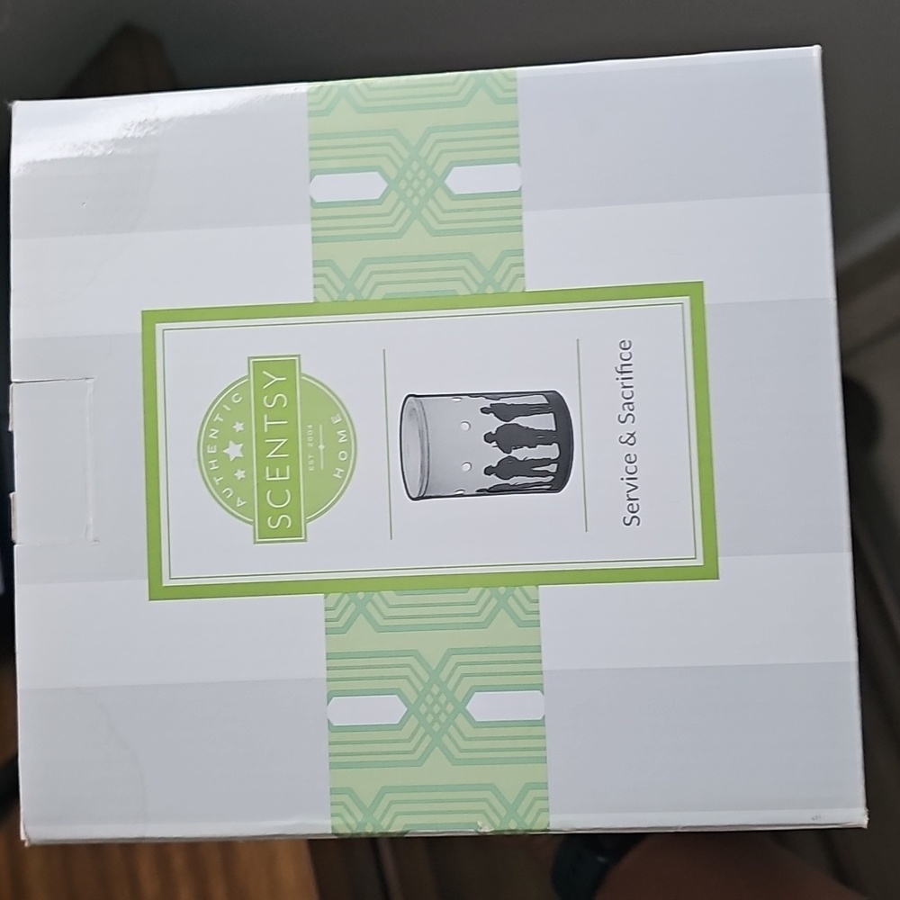 Scentsy warmer
